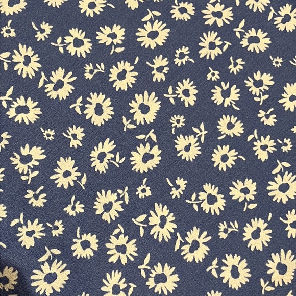 Reformation Blue w white flowers front slit Midi Skirt NWOT - Picture 3 of 9